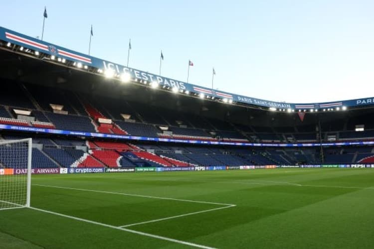 PSG speak to the residents of Massy as they look to secure site to build their new stadium