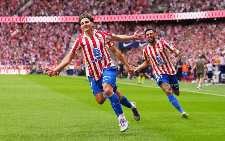 Barcelona star backs club to sign Julian Alvarez in 2026