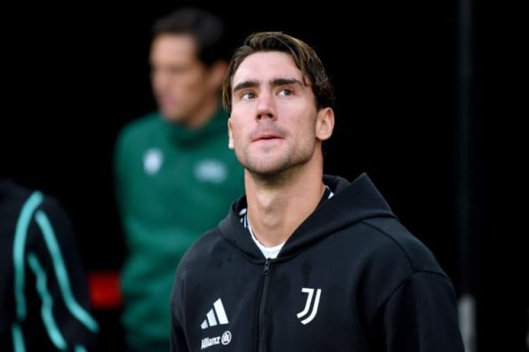 Dusan Vlahovic can start for Juventus against Como